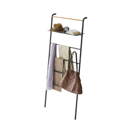 Échelle avec étagère noire et bois